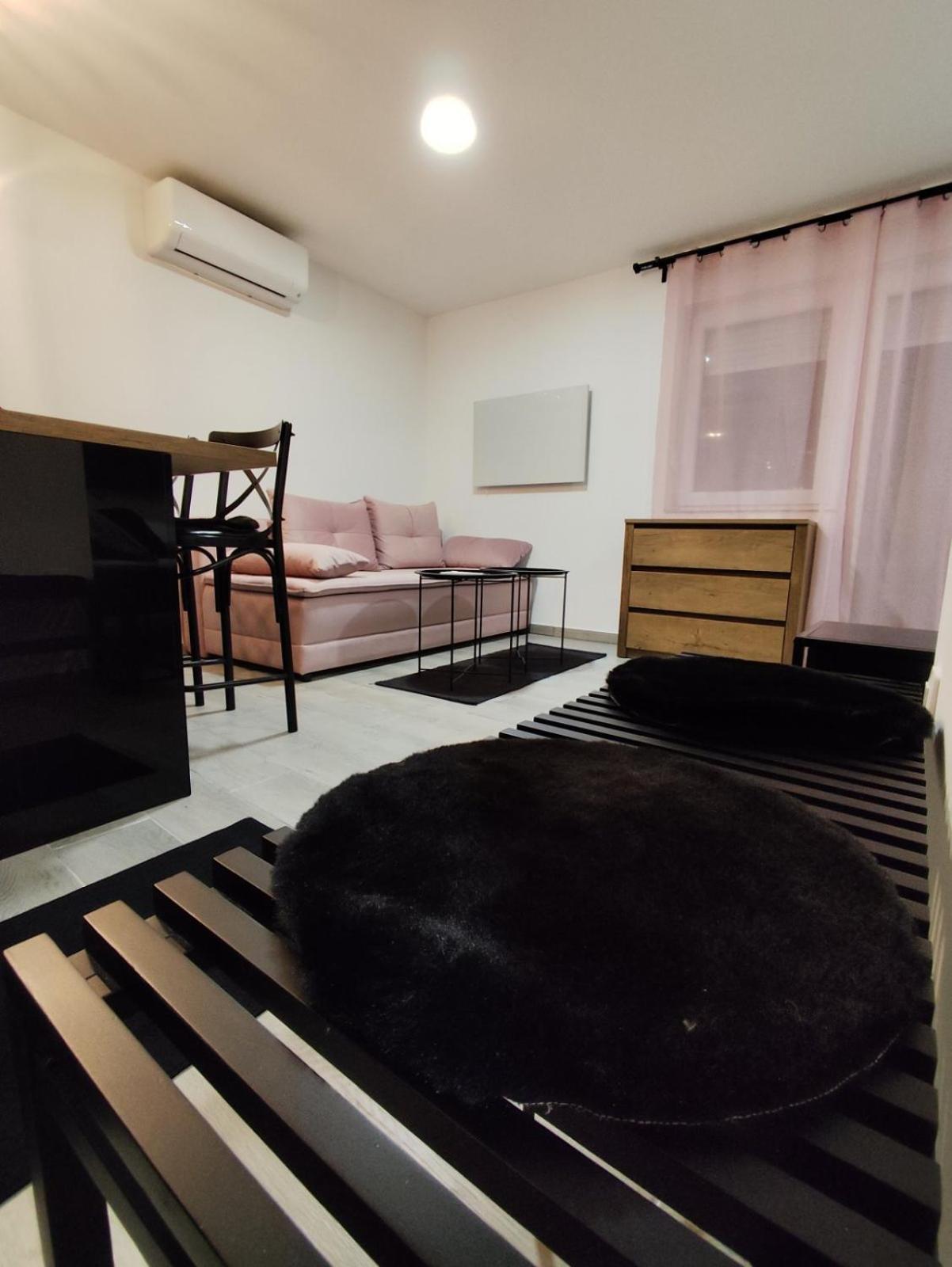 LipikOniksアパートメント エクステリア 写真